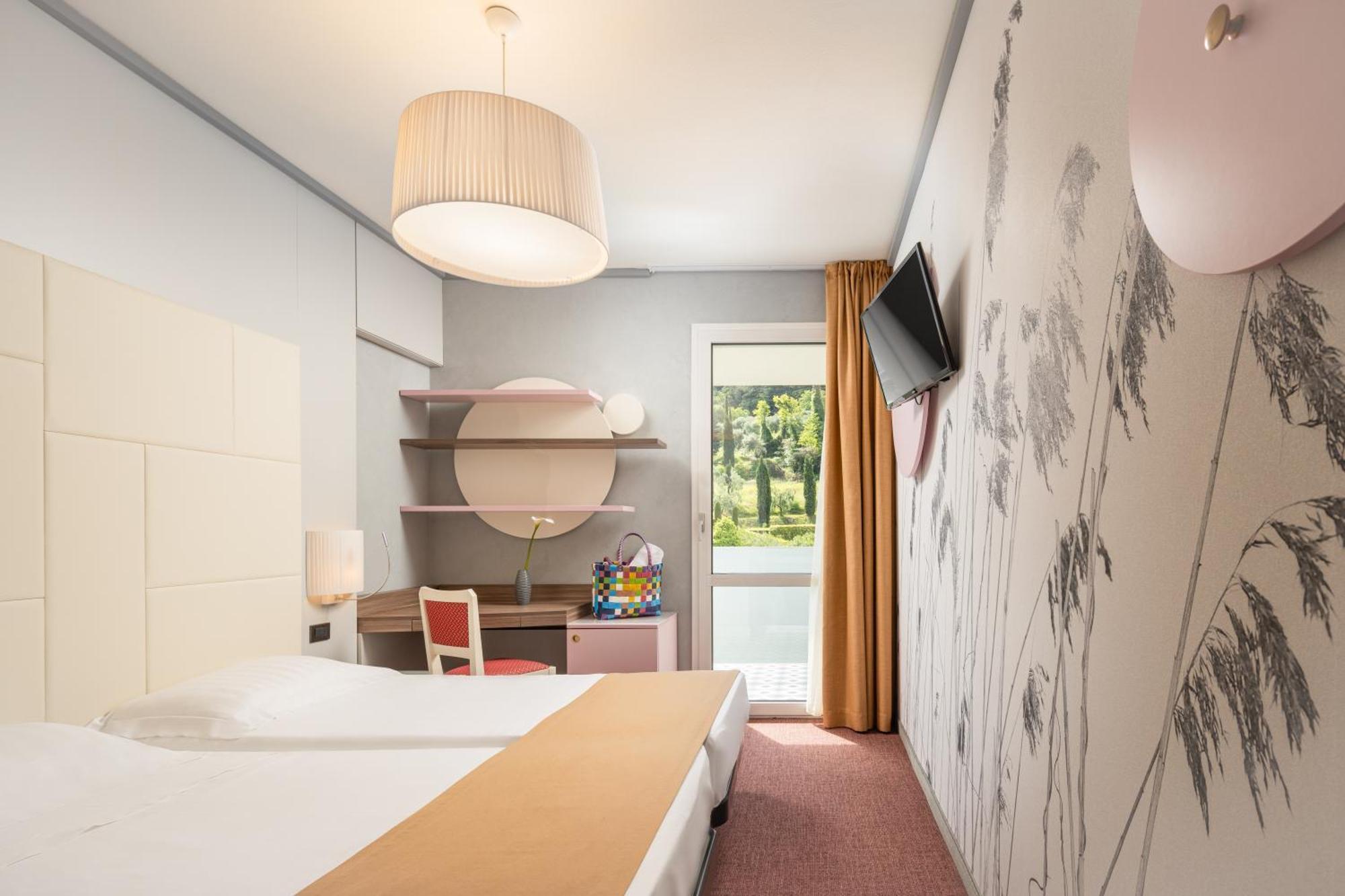 גארדה Hotel La Perla - Bike Hotel מראה חיצוני תמונה