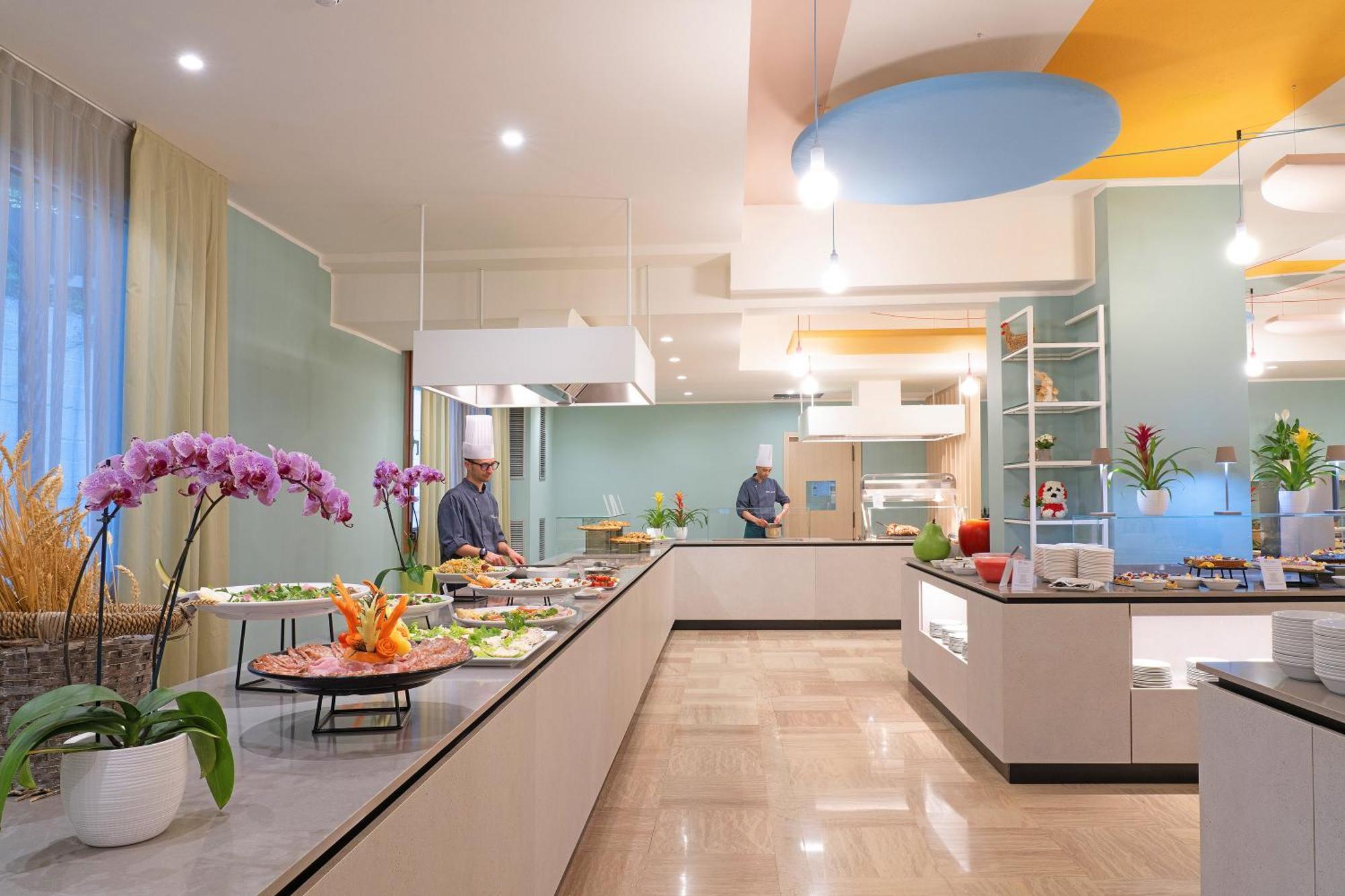 גארדה Hotel La Perla - Bike Hotel מראה חיצוני תמונה
